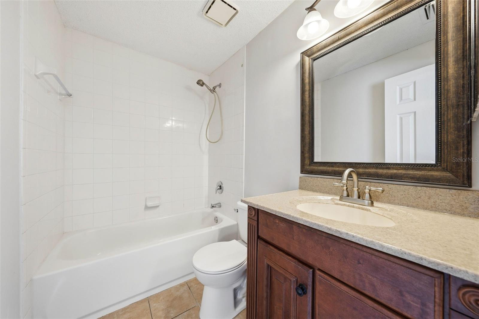 Image 16 of 25 For 7473 Belle River Court 16