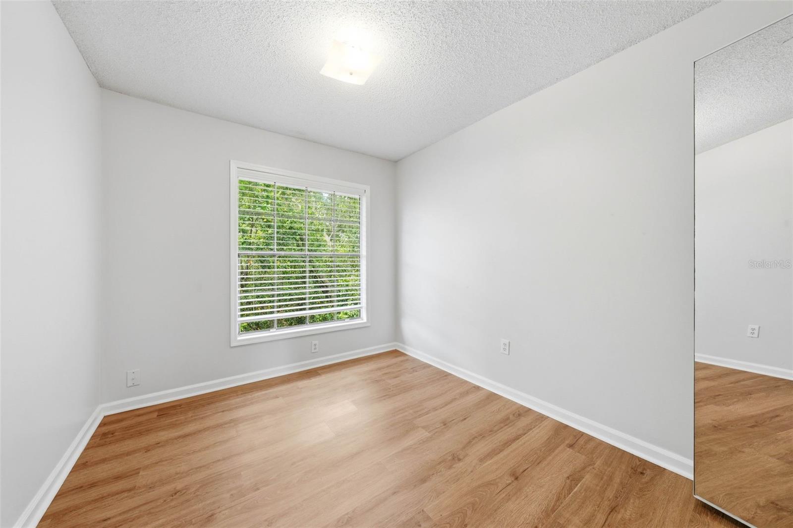 Image 21 of 25 For 7473 Belle River Court 16