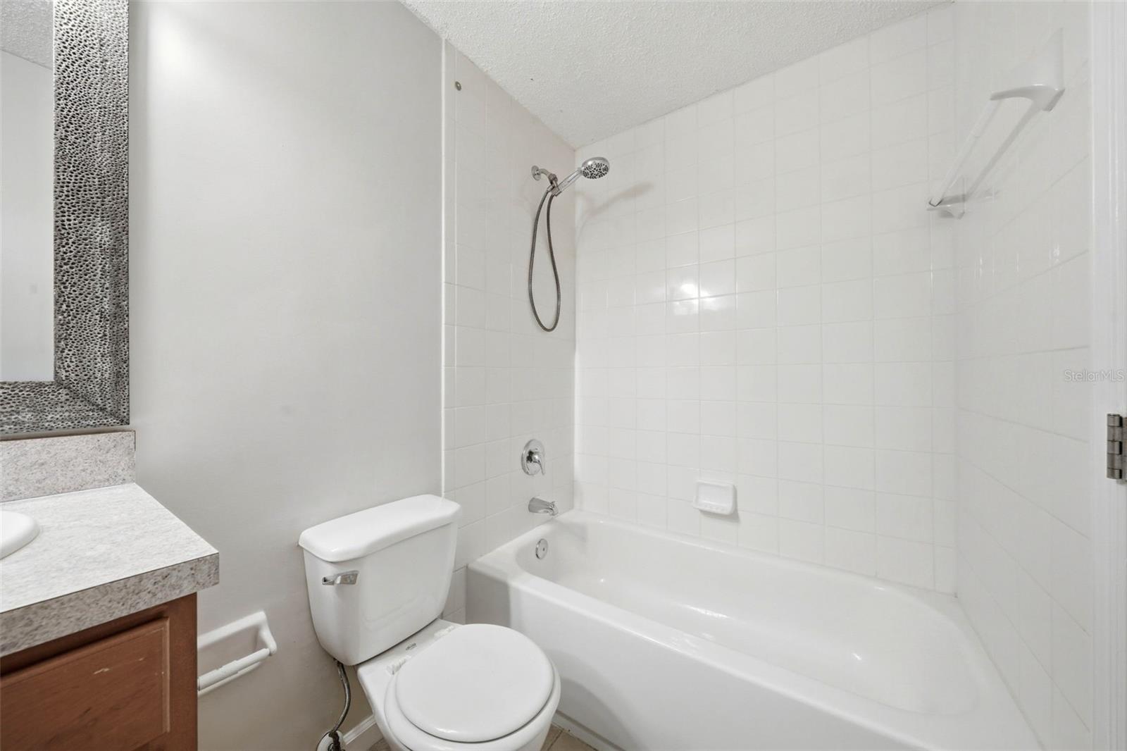 Image 22 of 25 For 7473 Belle River Court 16