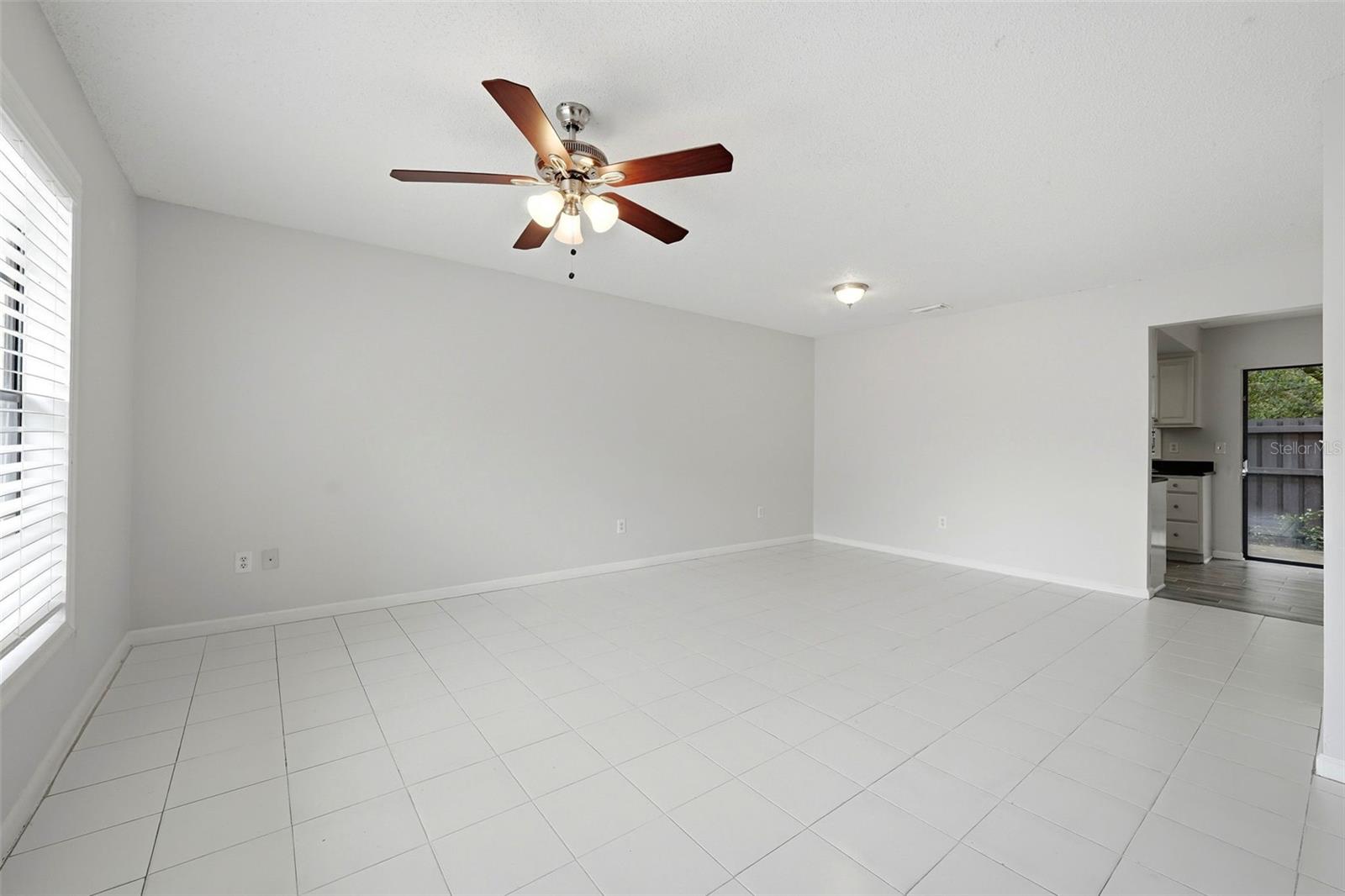 Image 5 of 25 For 7473 Belle River Court 16