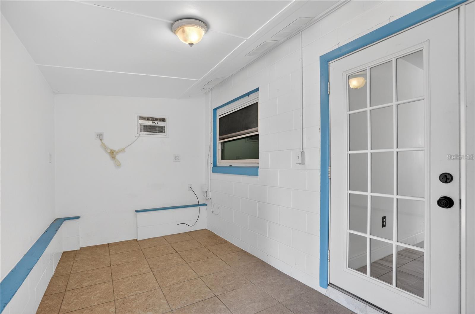 Image 21 of 24 For 8071 Rhea Circle B