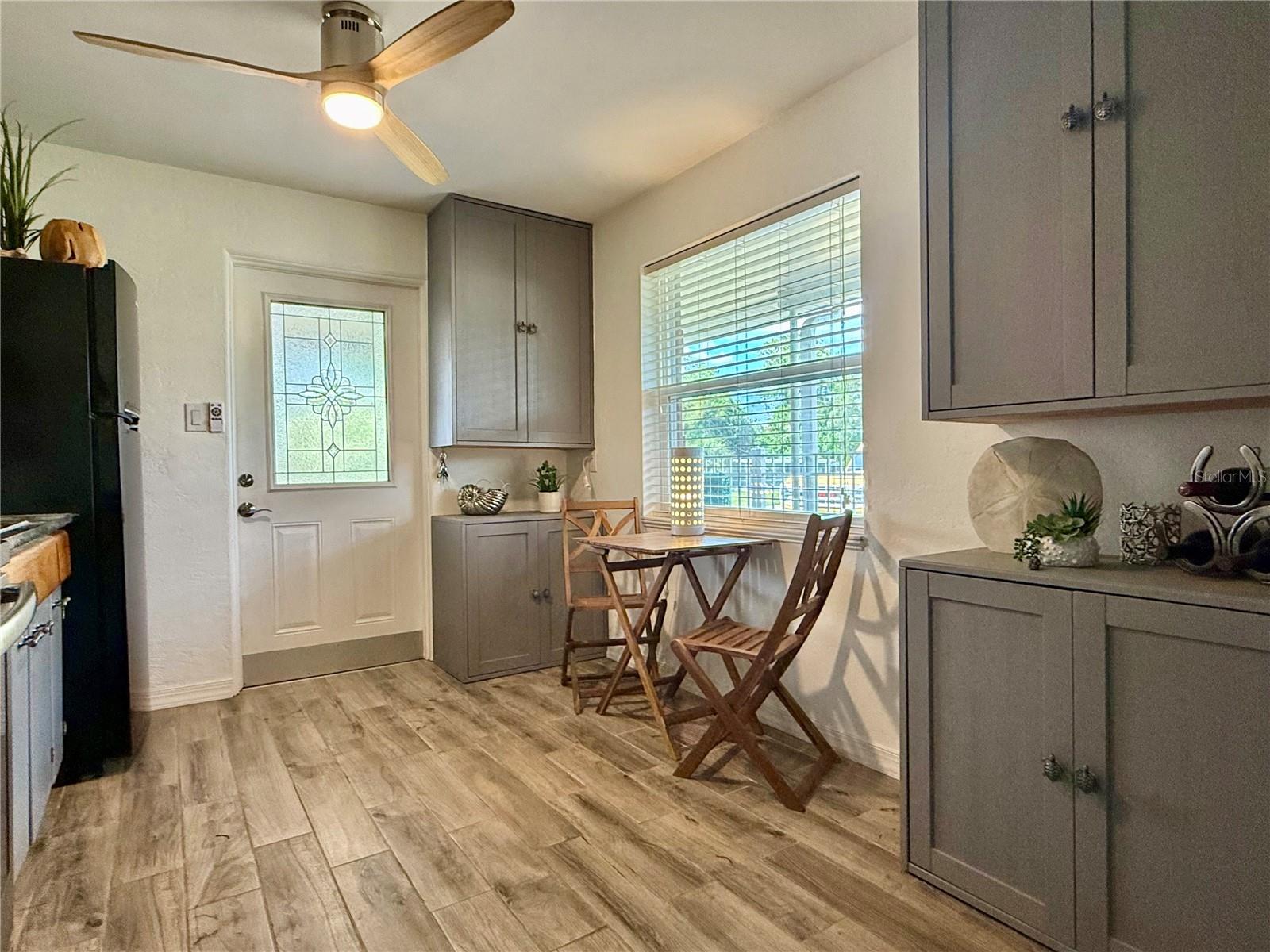 Image 13 of 25 For 2440 Anastasia Drive