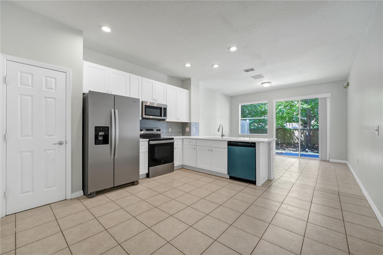 Image 4 of 21 For 2658 Mayaguana Street