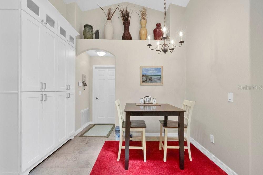 Image 10 of 47 For 9506 Pecky Cypress Way