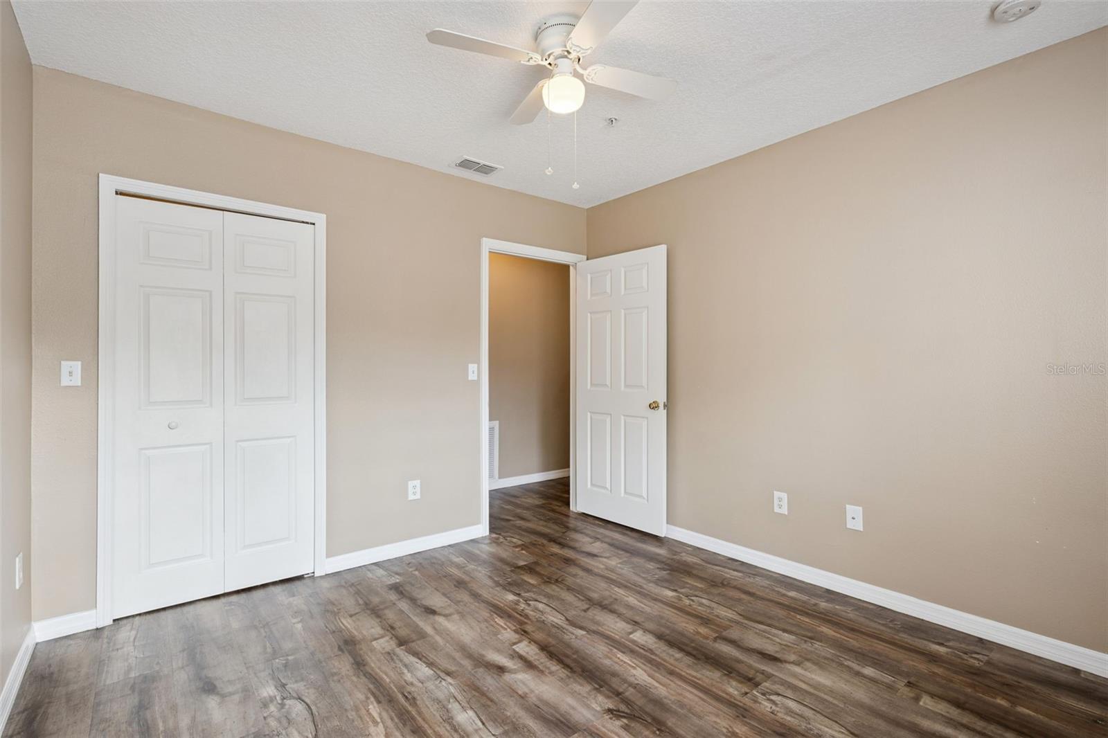 Image 20 of 33 For 4336 Kirkman Road 705