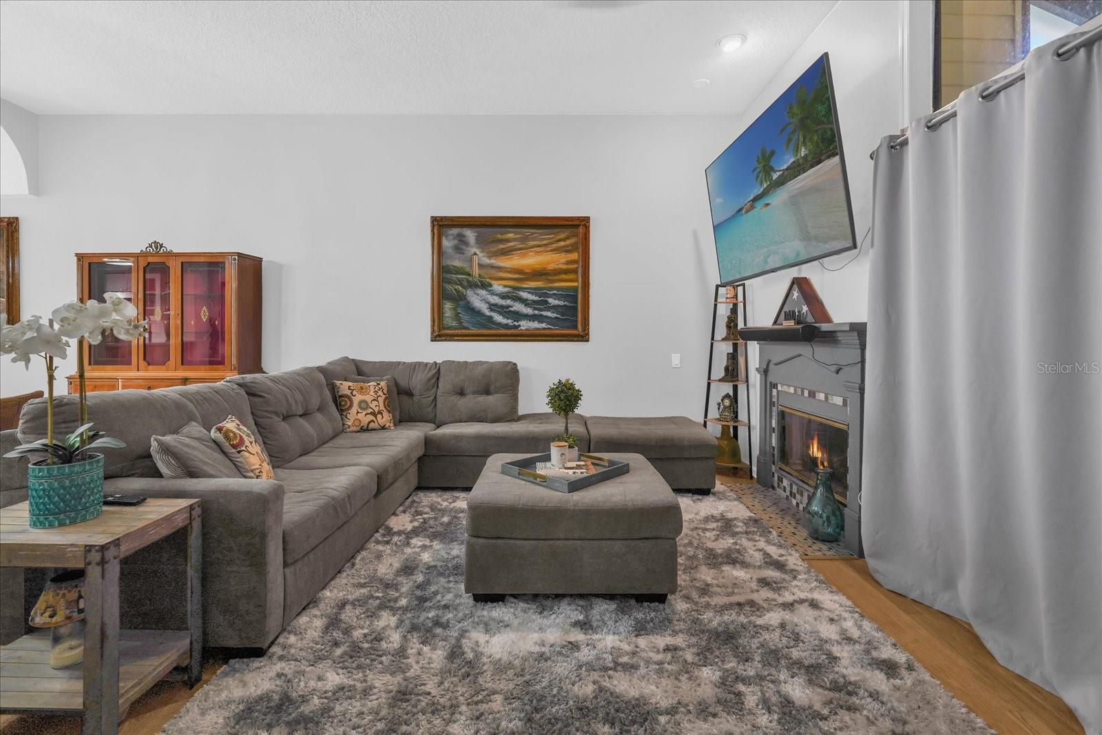 Image 11 of 31 For 6123 Sunnyvale Drive 2208