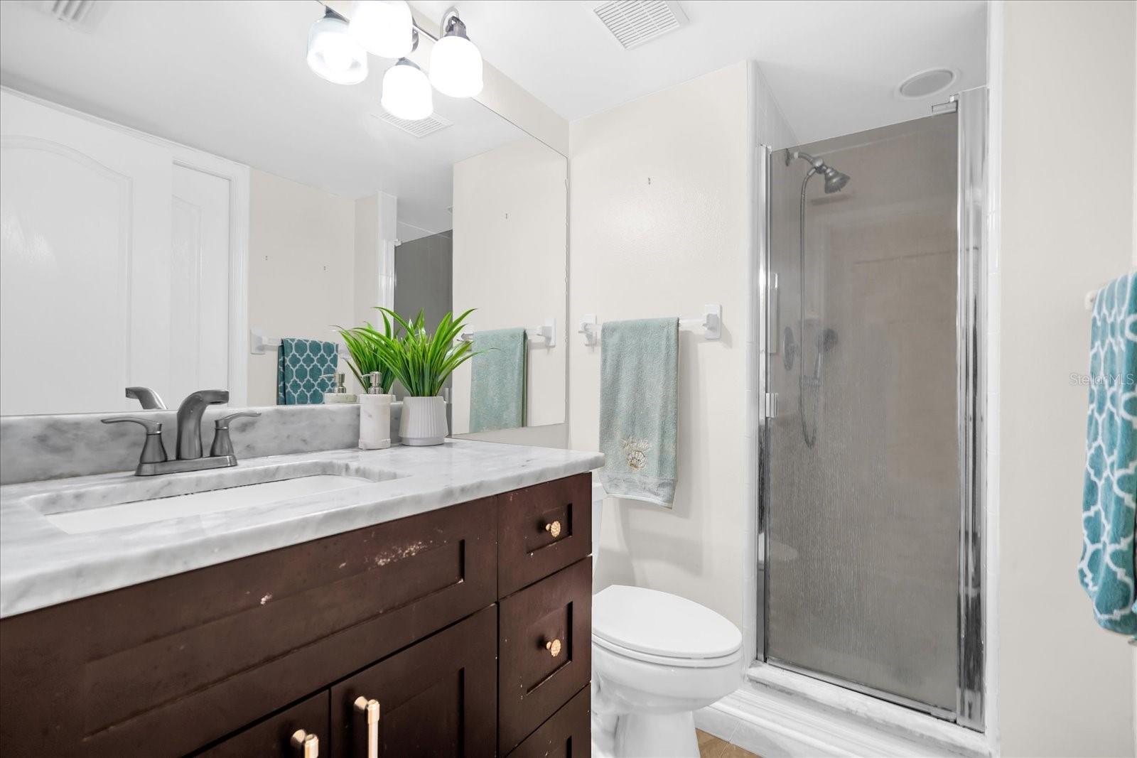 Image 18 of 31 For 6123 Sunnyvale Drive 2208