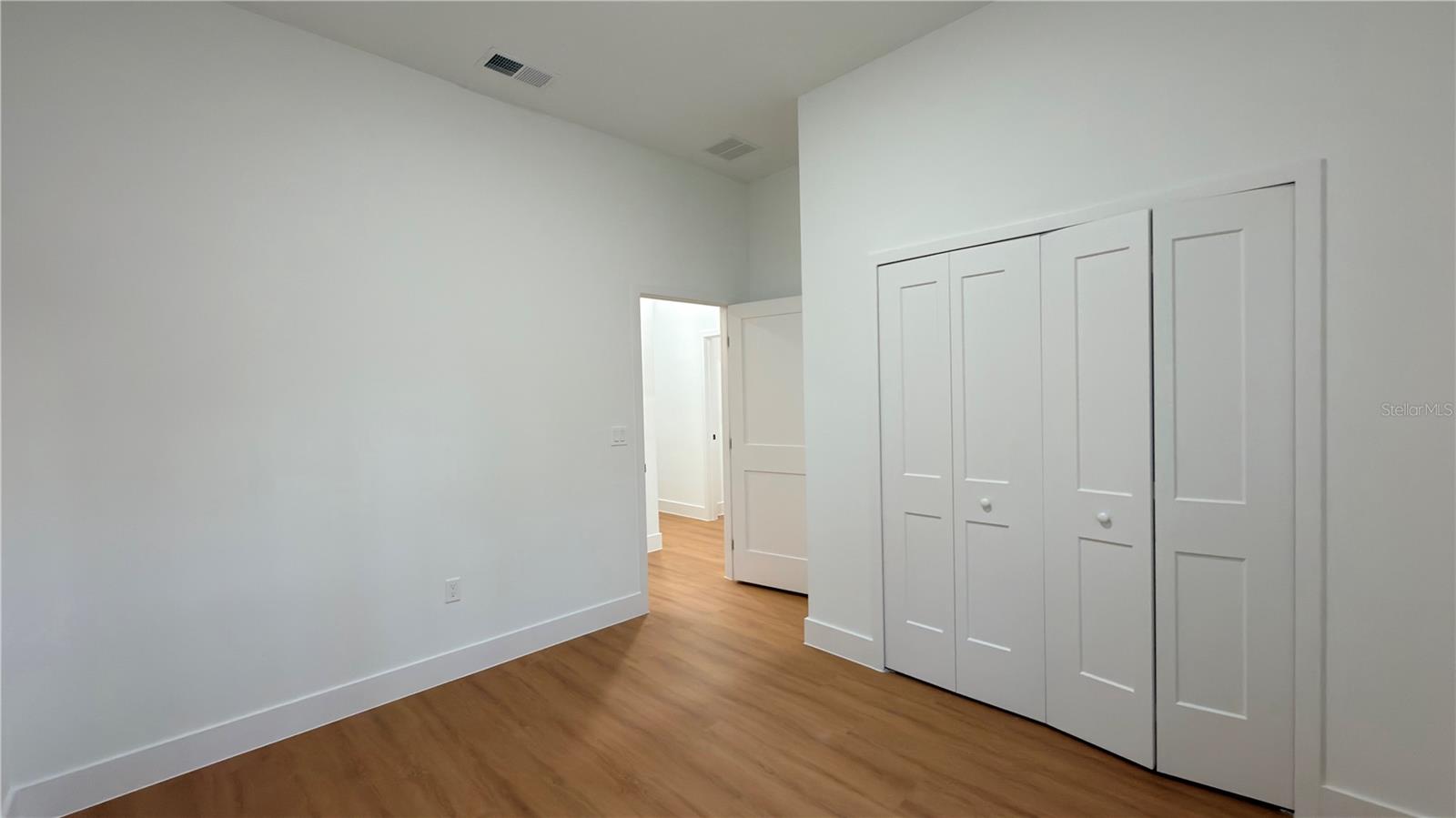 Image 33 of 37 For 7250 Freeport Circle