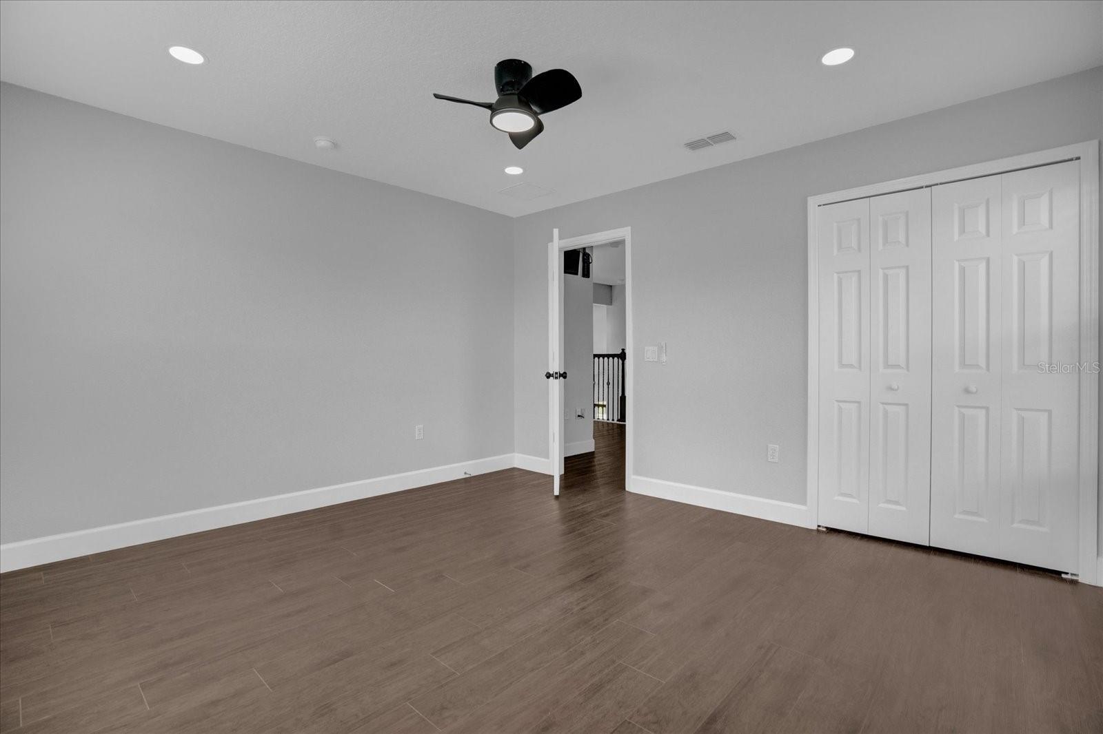 Image 19 of 33 For 2806 Moultrie Creek Drive
