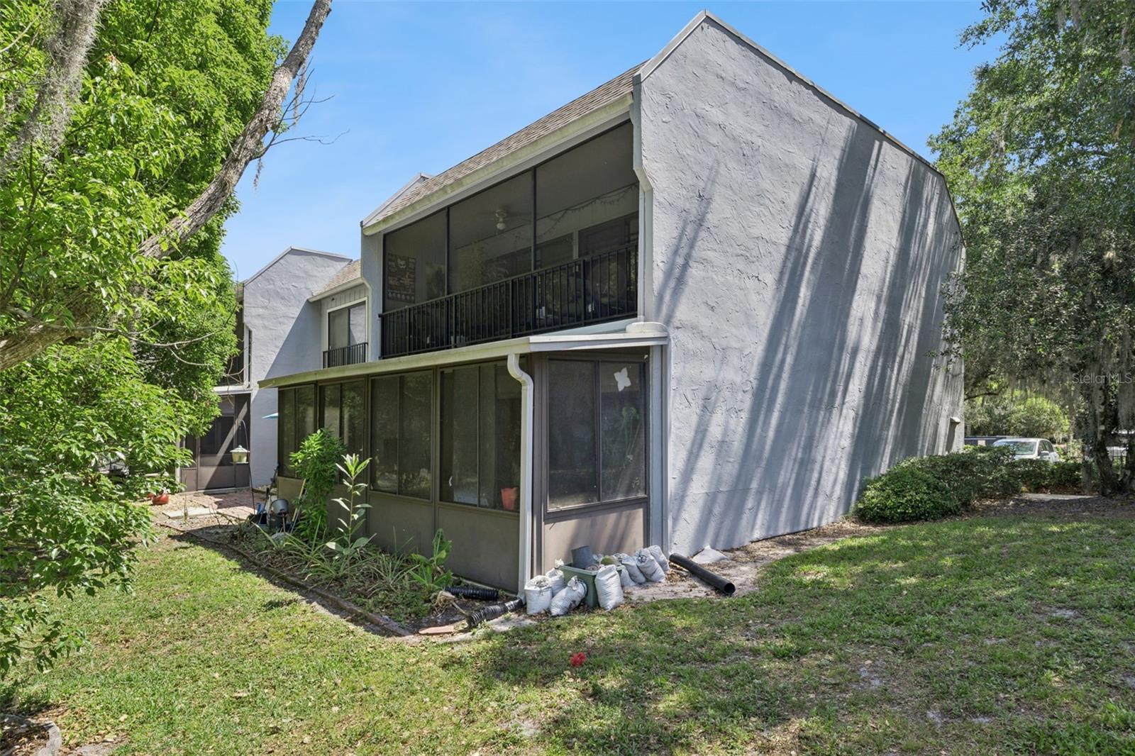 Image 22 of 38 For 50 Sheoah Boulevard 33