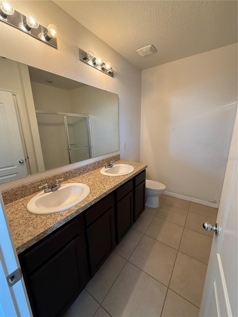 Image 15 of 25 For 419 Arbor Lakes Drive