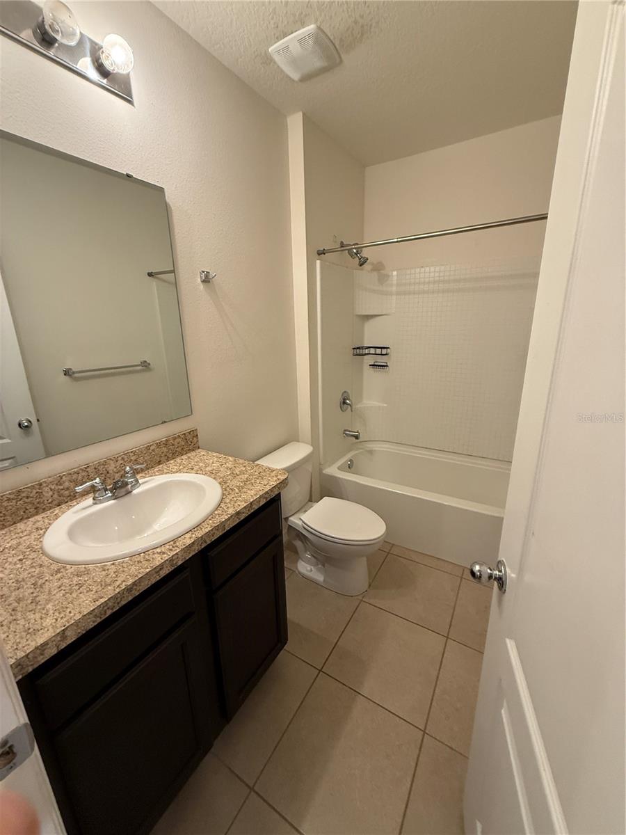Image 20 of 25 For 419 Arbor Lakes Drive