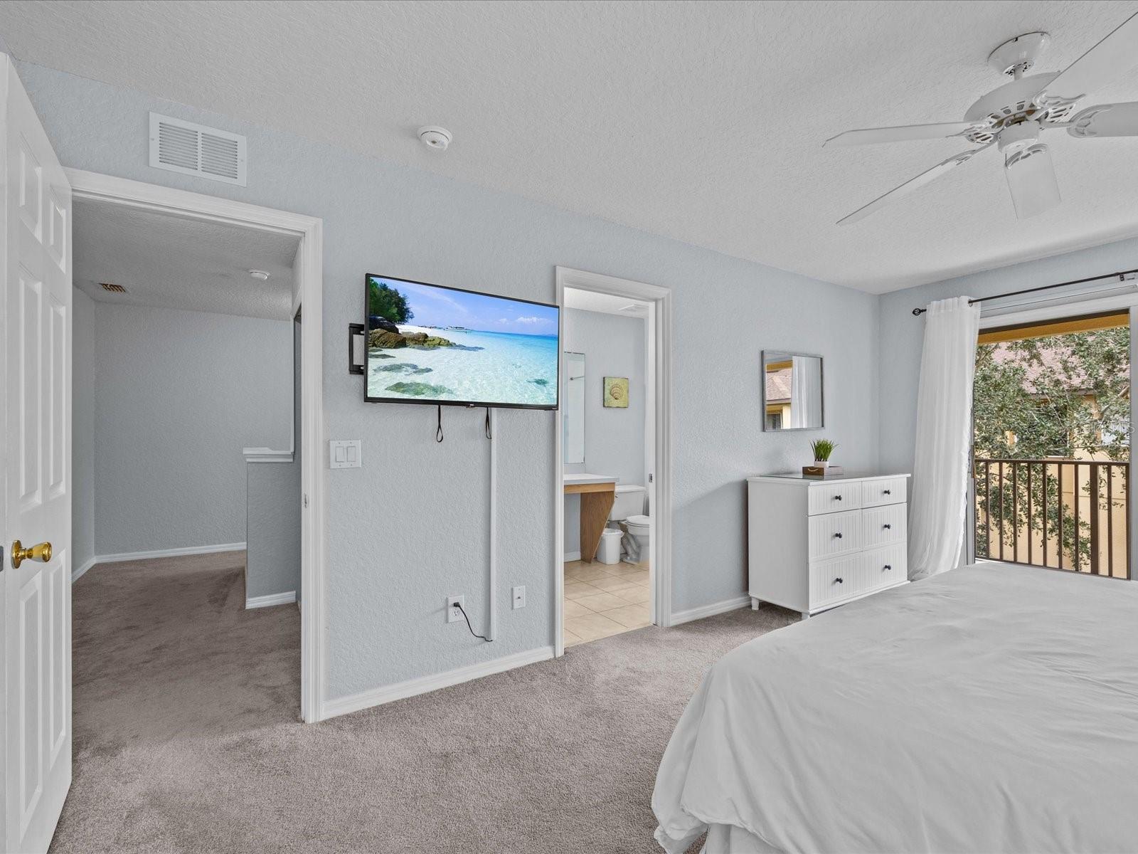 Image 18 of 49 For 408 Miramar Avenue