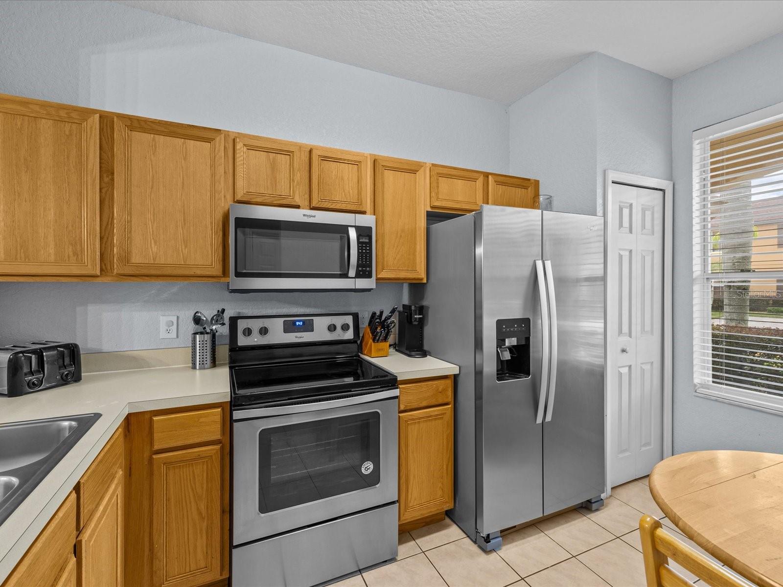 Image 7 of 49 For 408 Miramar Avenue