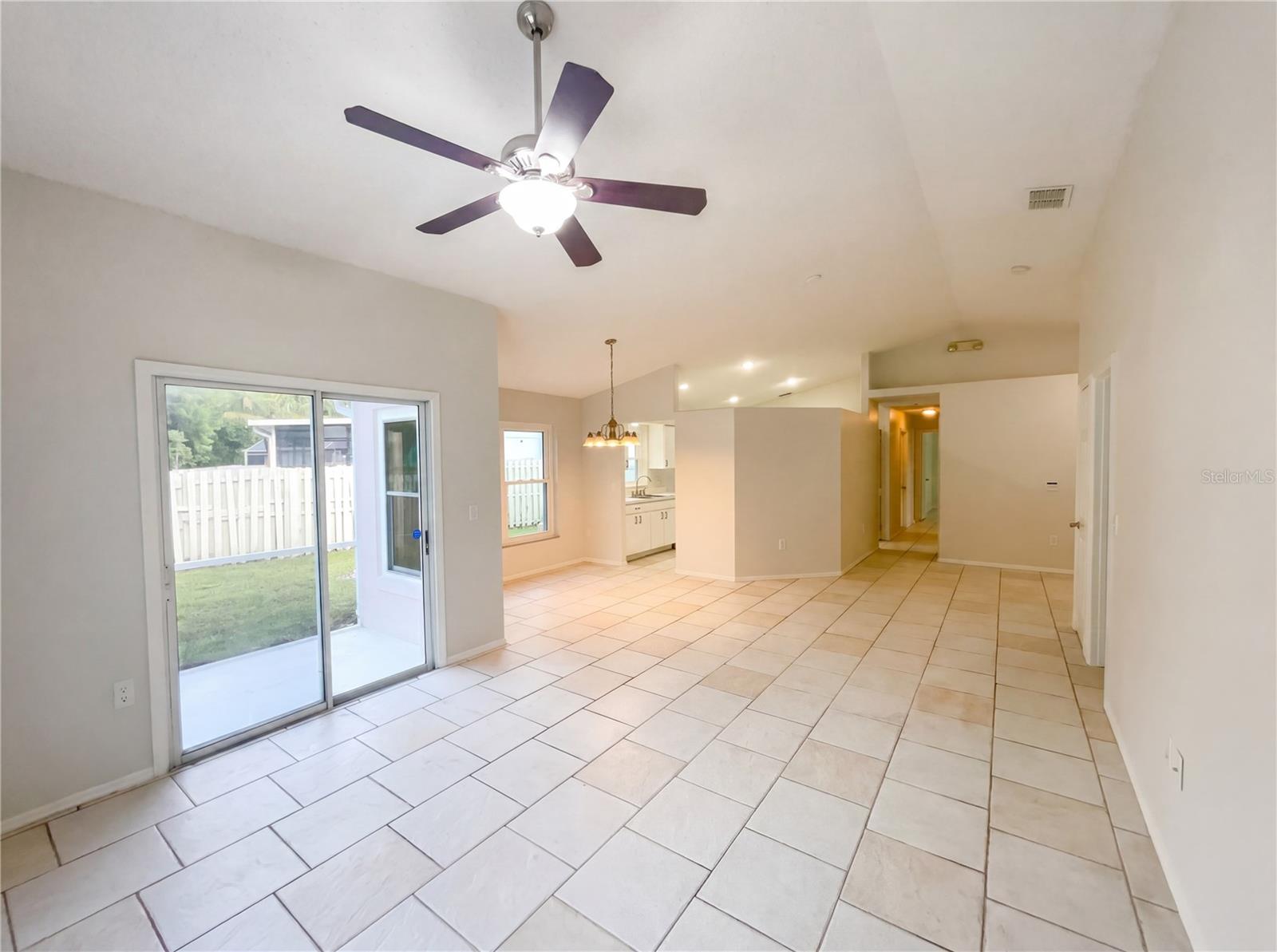Image 4 of 23 For 255 Coralwood Court