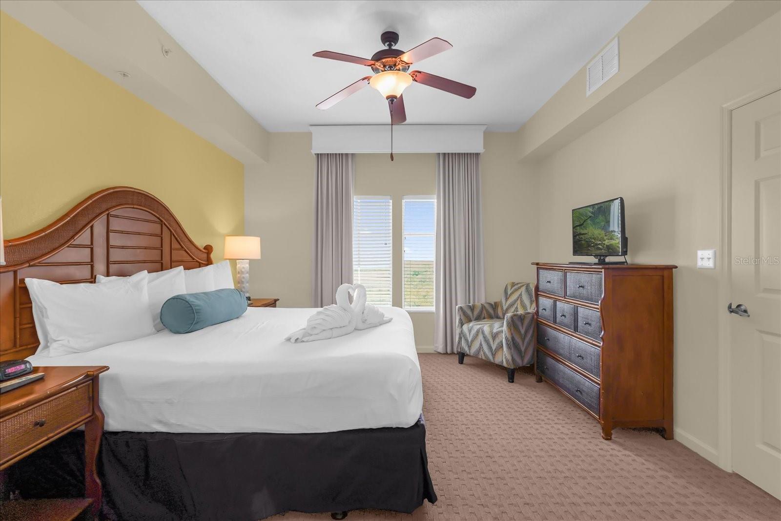 Image 14 of 35 For 8101 Resort Village Drive 31202