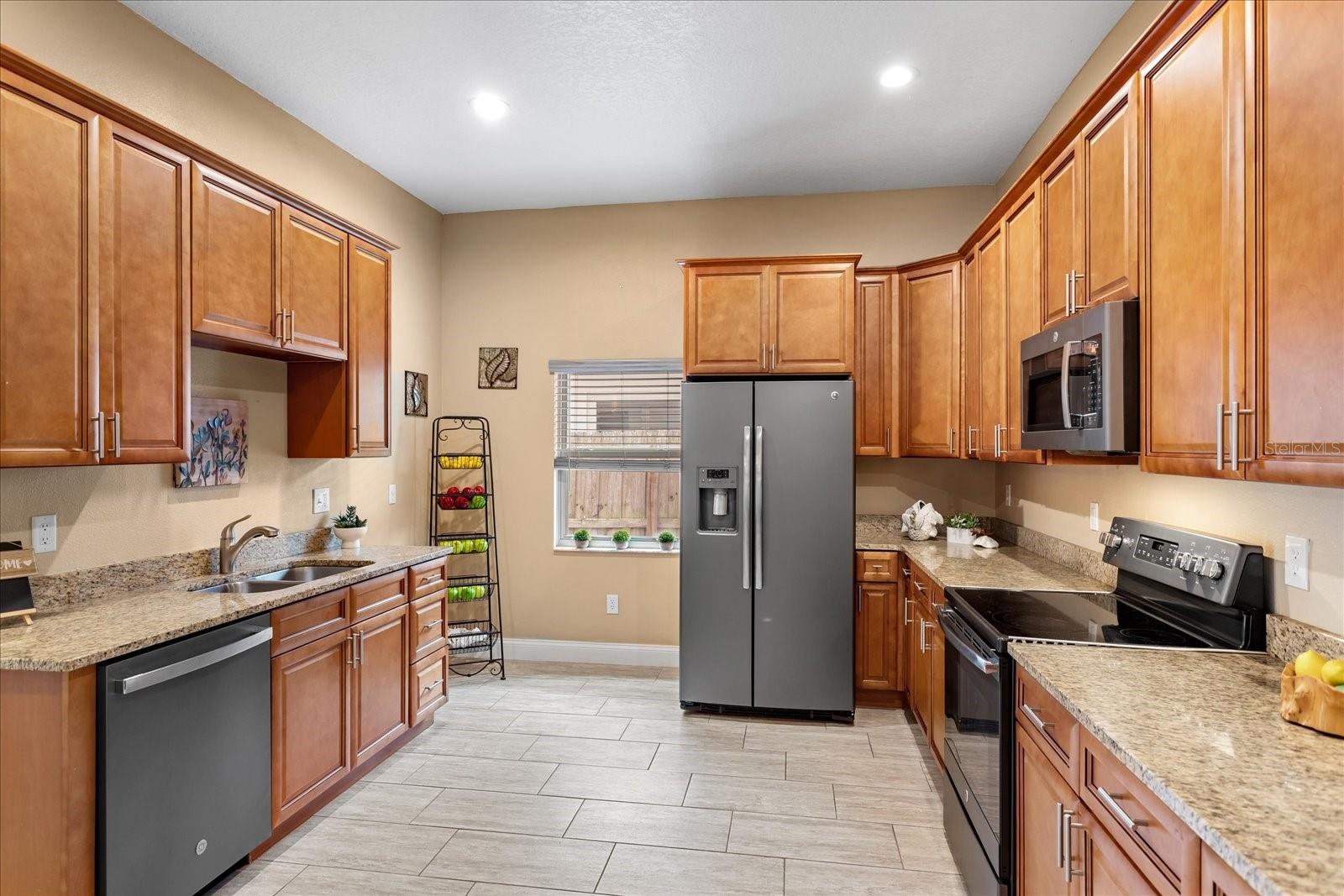 Image 9 of 44 For 1111 Twin Rivers Boulevard