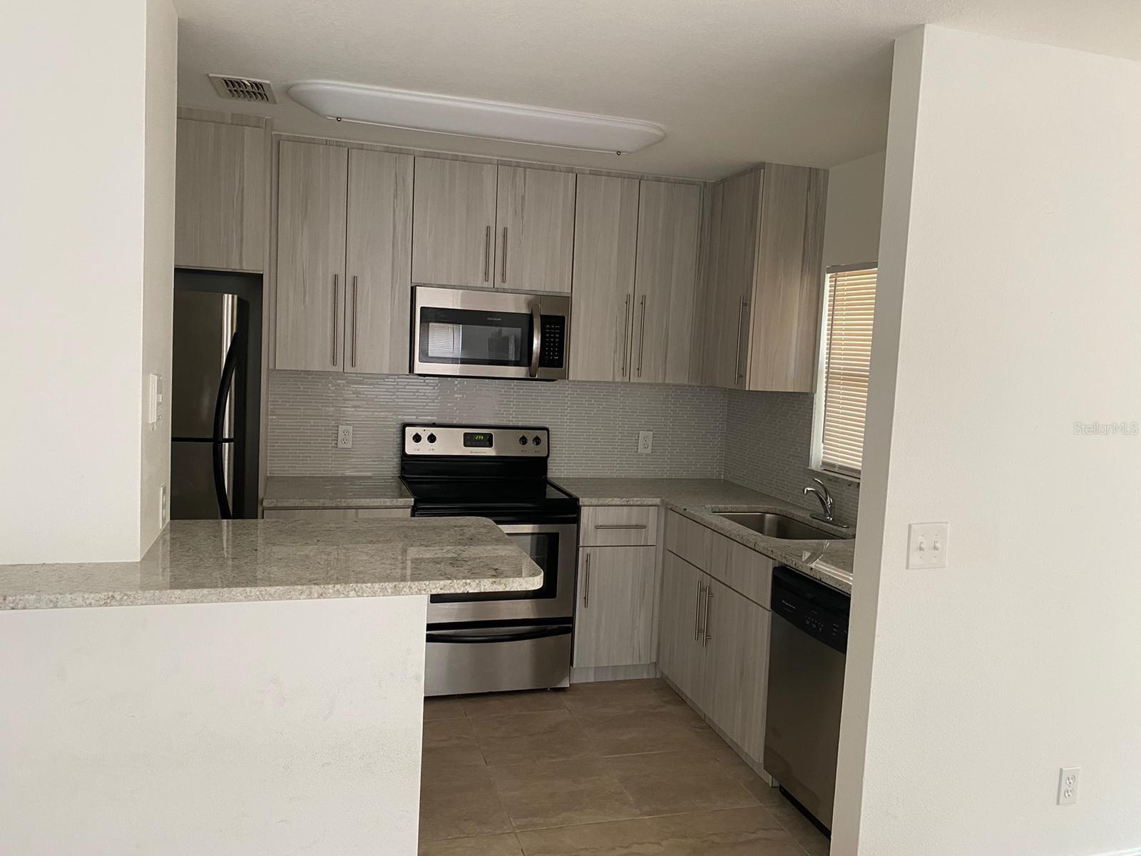 Image 3 of 17 For 5452 Michigan Street 5452-1