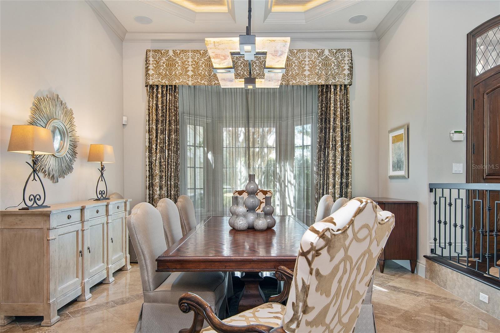 Listing photo id 13 for 9349 Tibet Pointe Circle