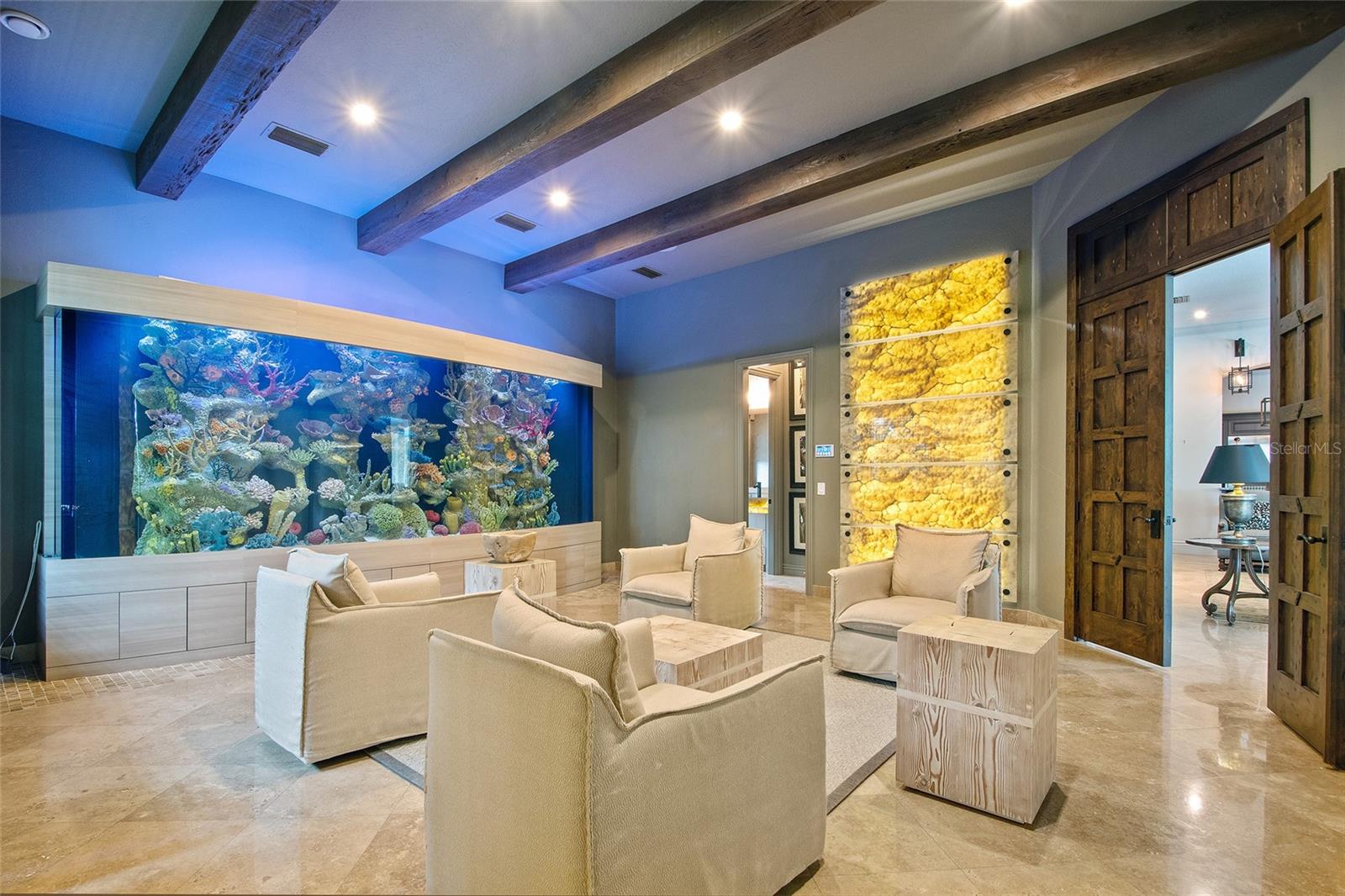 Listing photo id 24 for 9349 Tibet Pointe Circle
