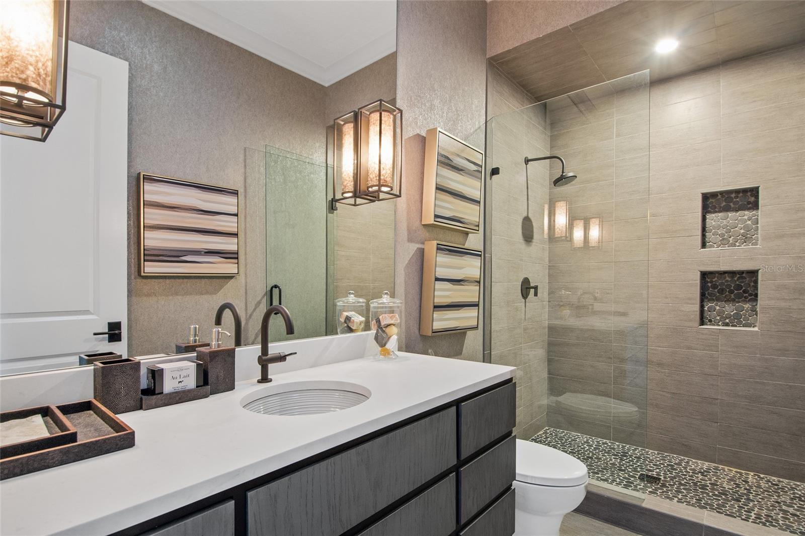 Listing photo id 41 for 9349 Tibet Pointe Circle
