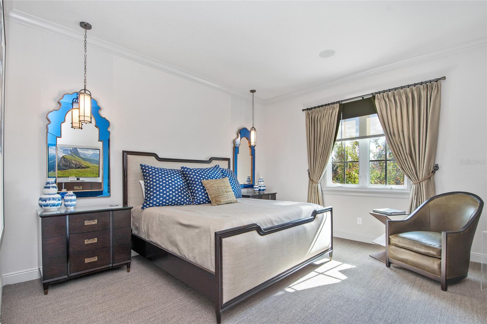Listing photo id 42 for 9349 Tibet Pointe Circle
