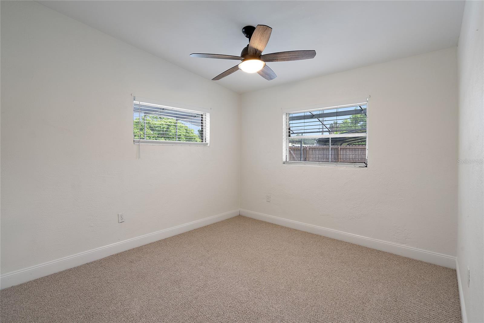 Image 32 of 44 For 480 Palm Drive