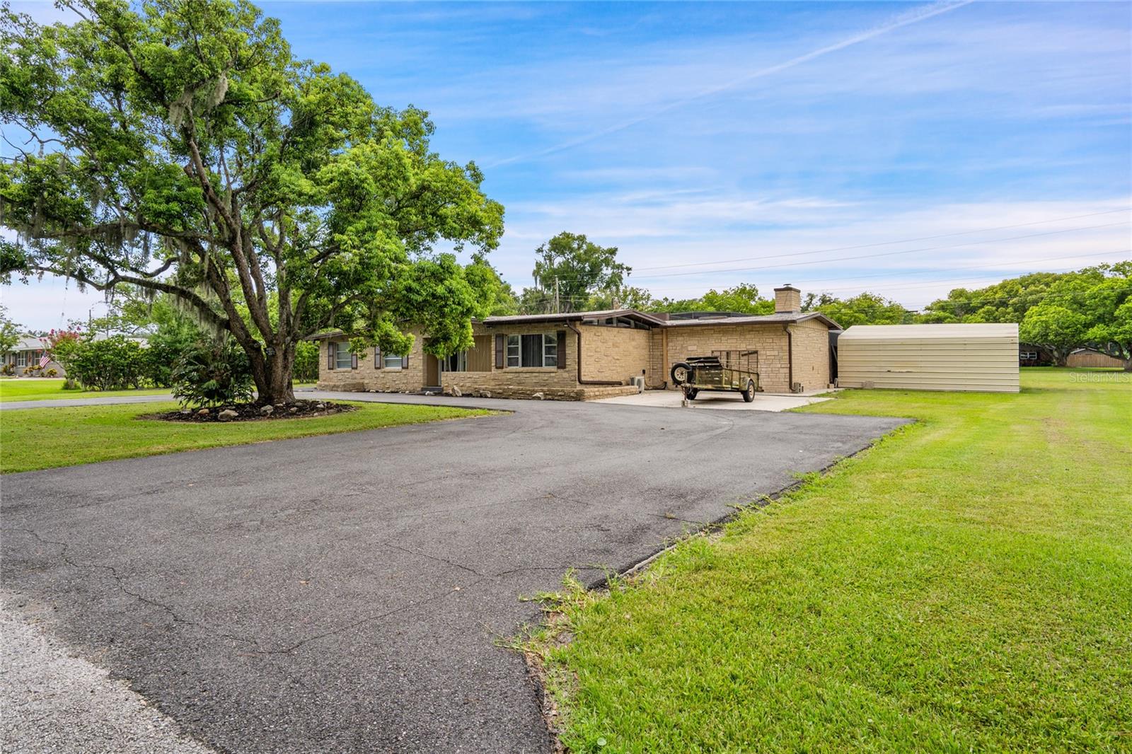 Image 4 of 44 For 480 Palm Drive
