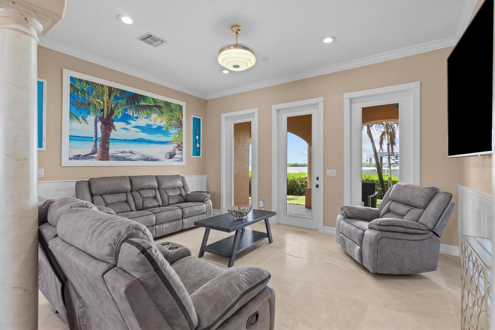 Image 17 of 69 For 7 Cove View Court