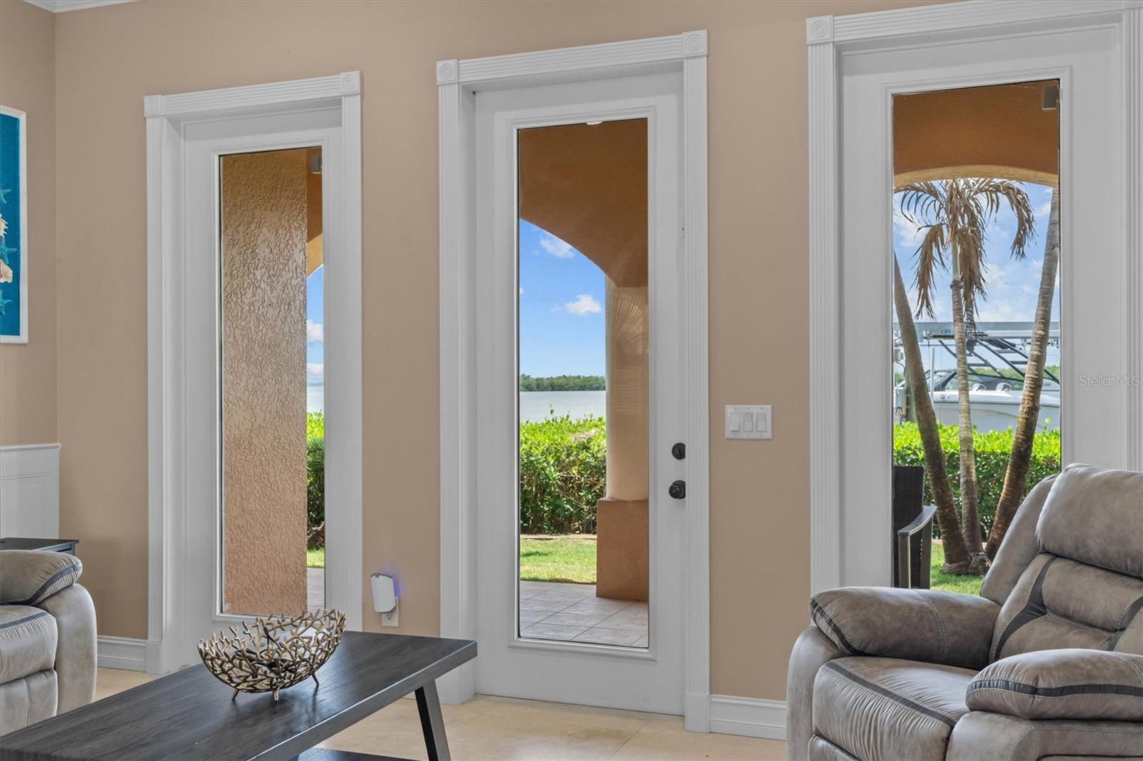 Image 18 of 69 For 7 Cove View Court