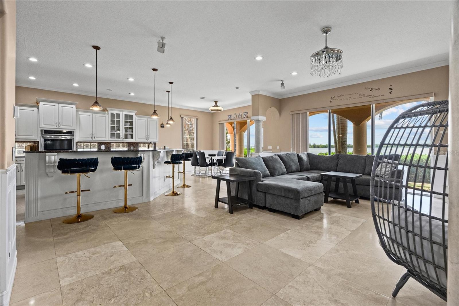 Image 23 of 69 For 7 Cove View Court