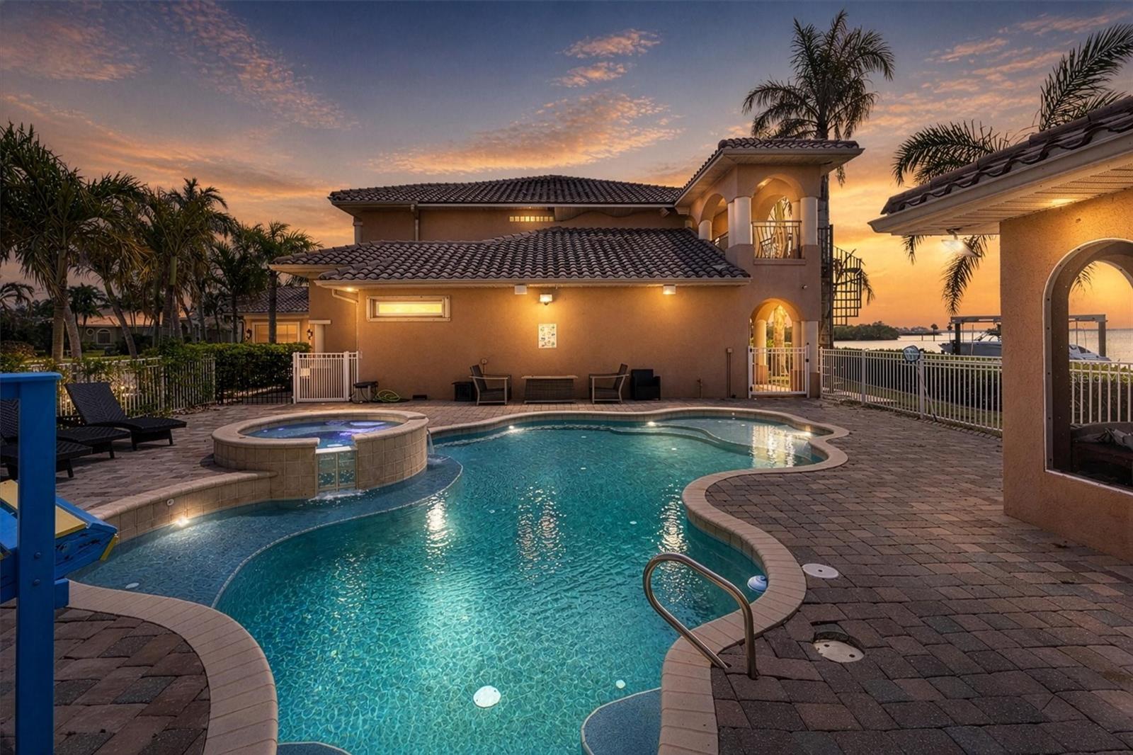 Image 3 of 69 For 7 Cove View Court