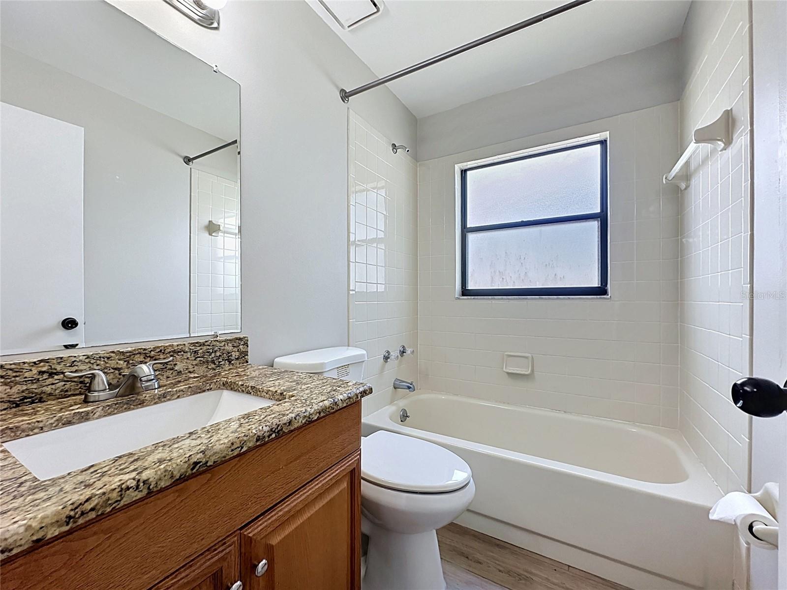 Image 12 of 29 For 1341 Heather Glen Drive