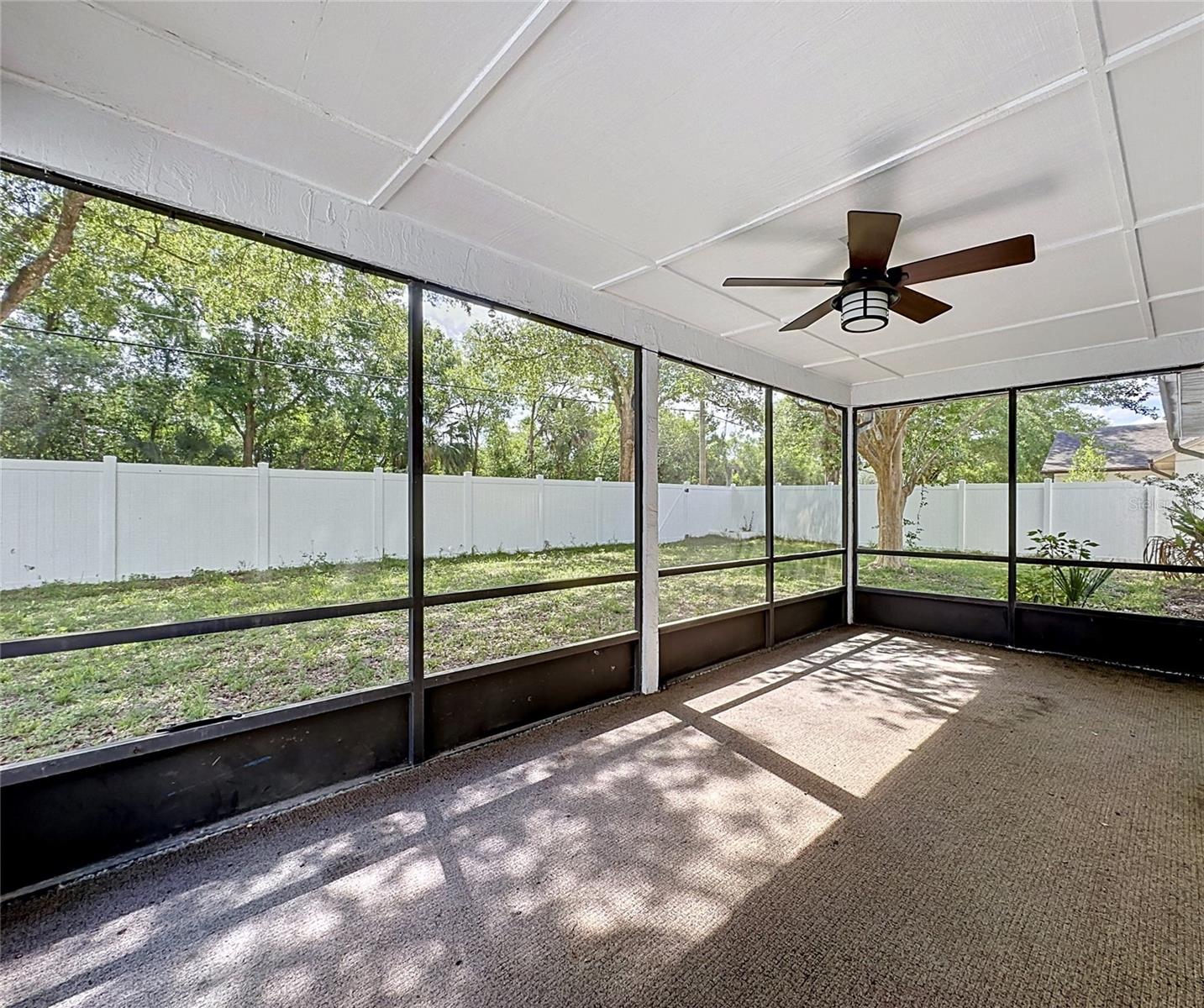 Image 17 of 29 For 1341 Heather Glen Drive