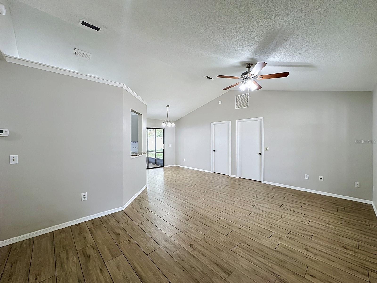 Image 3 of 29 For 1341 Heather Glen Drive