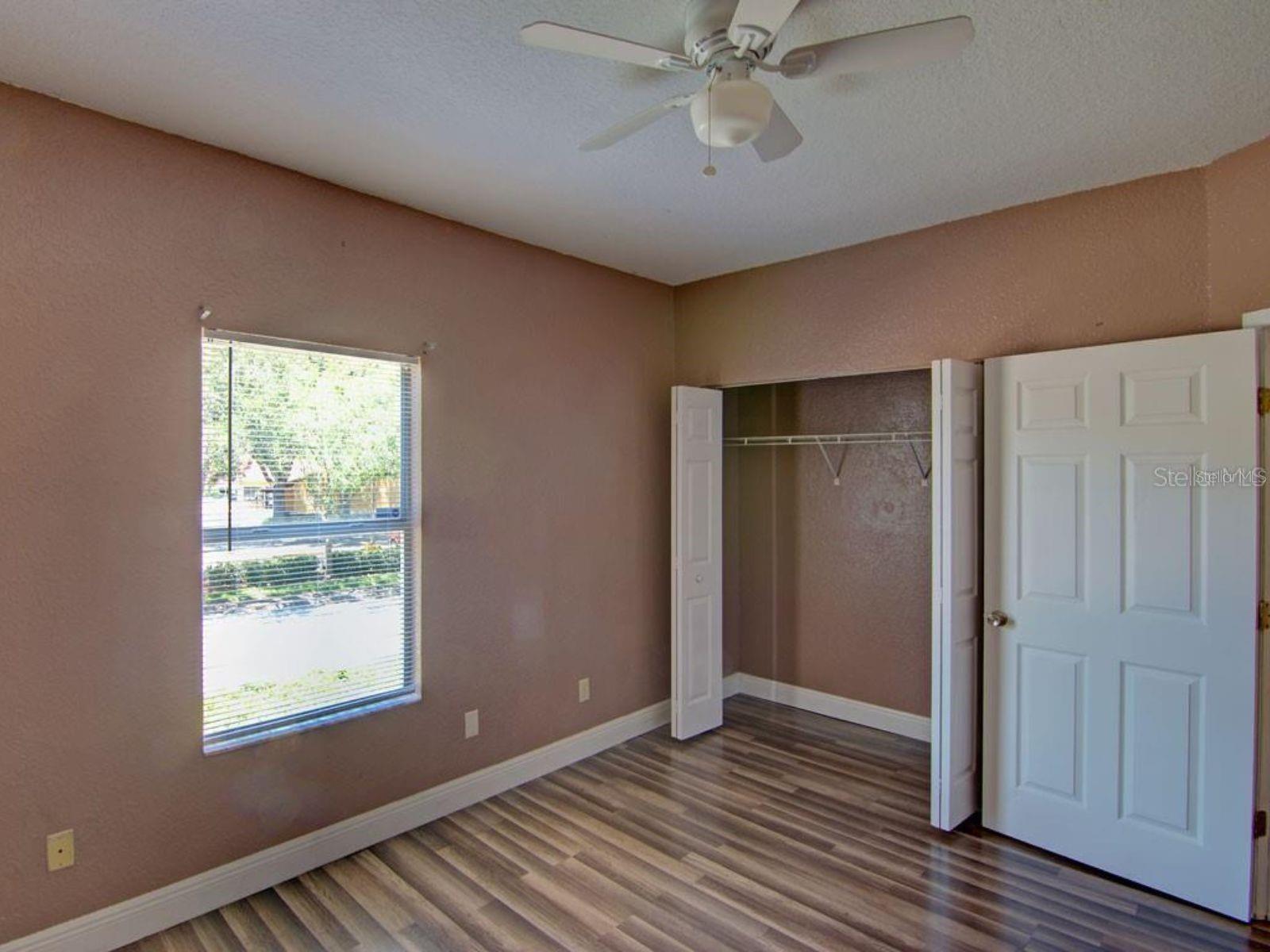 Image 21 of 32 For 822 Camargo Way 204