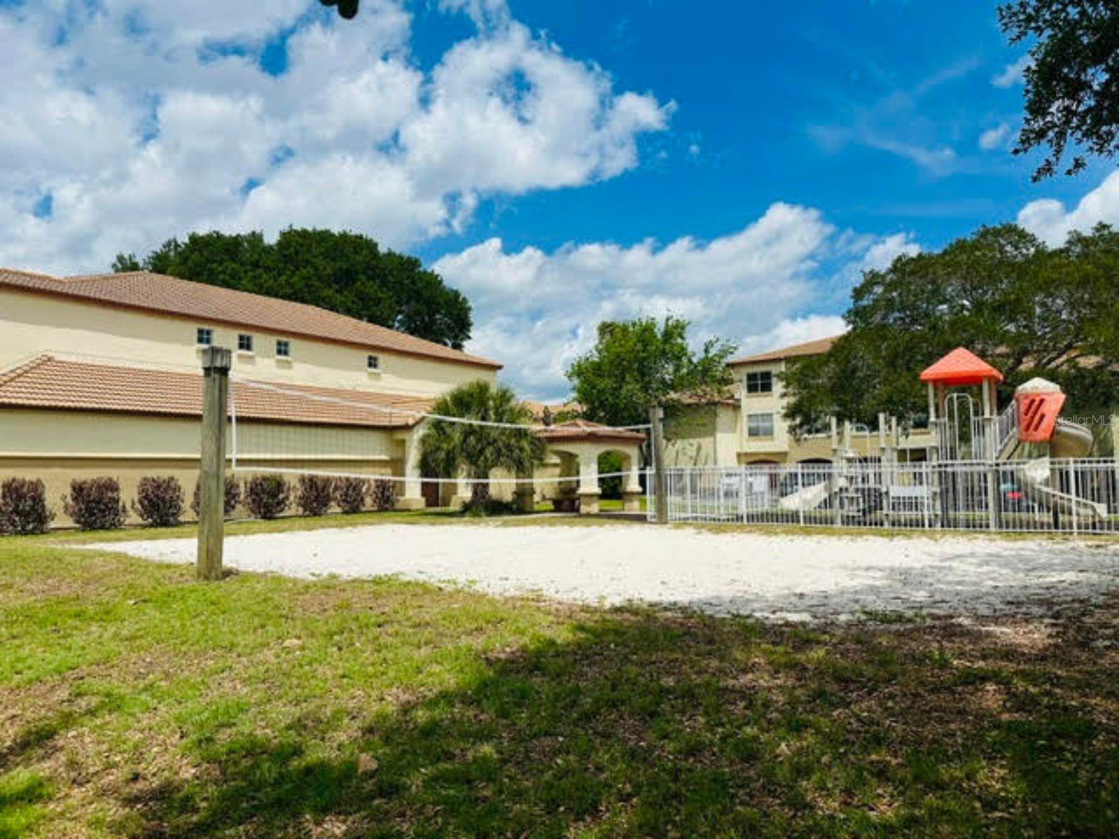 Image 27 of 32 For 822 Camargo Way 204