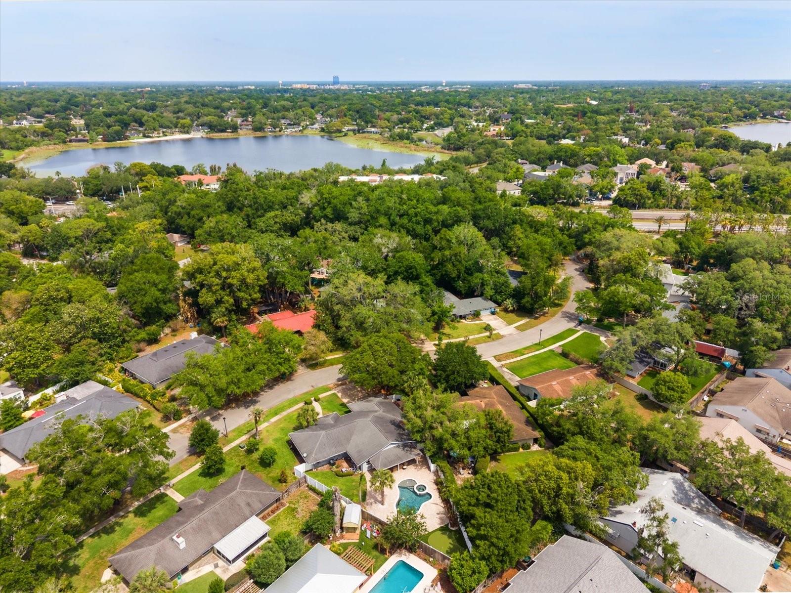 Image 35 of 39 For 910 Gamewell Avenue