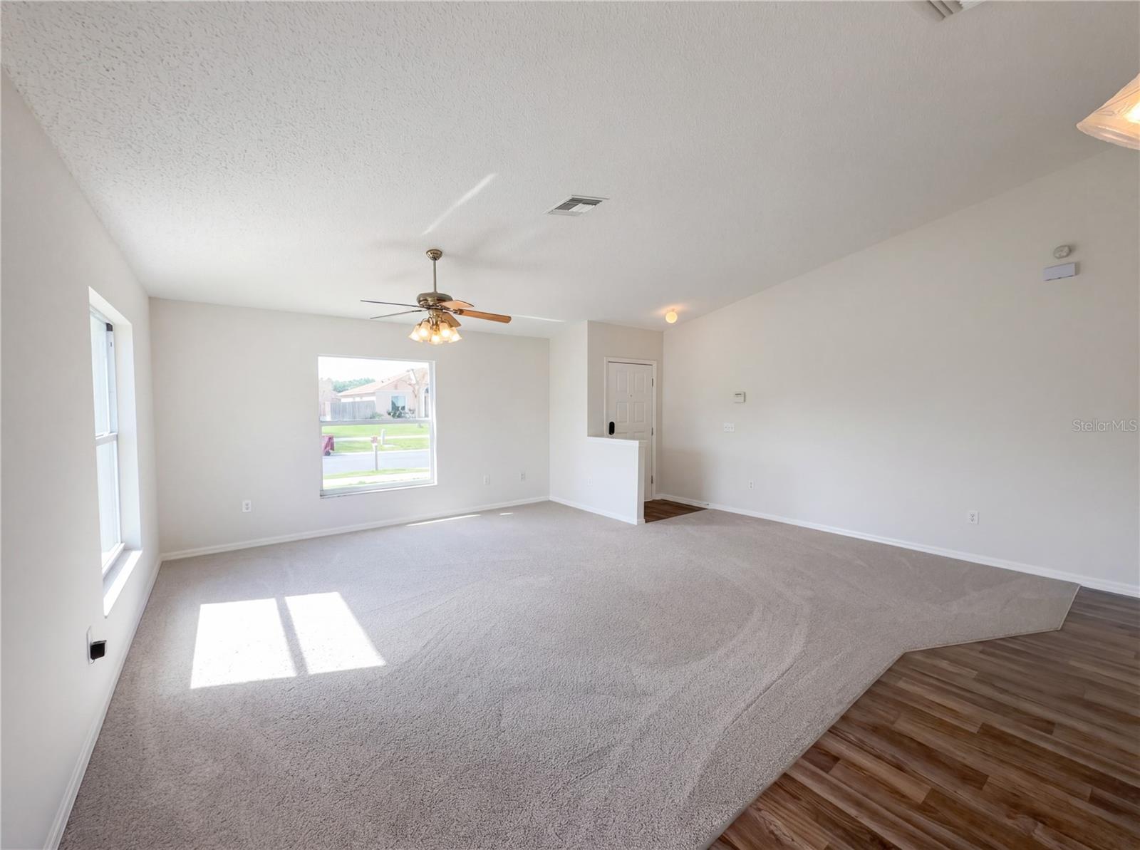 Image 4 of 18 For 4414 Reynolds Creek Avenue