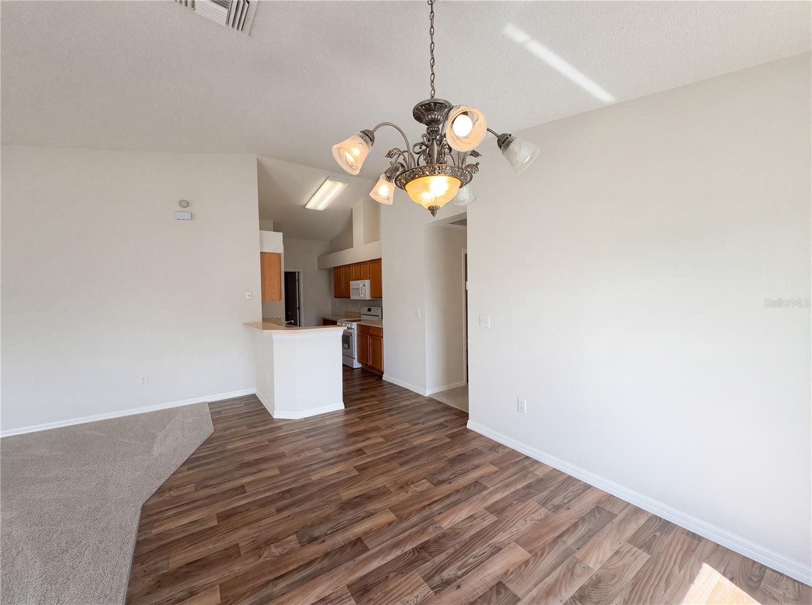 Image 7 of 18 For 4414 Reynolds Creek Avenue