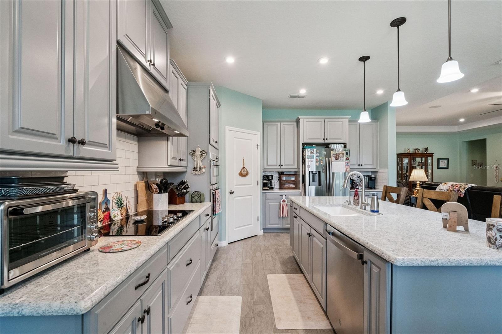 Image 12 of 48 For 3904 Redfin Place
