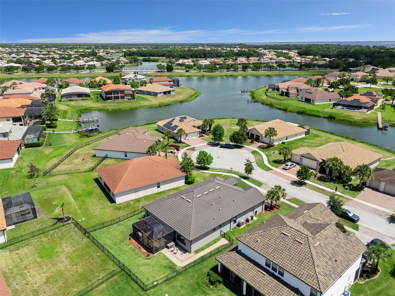 Image 35 of 48 For 3904 Redfin Place