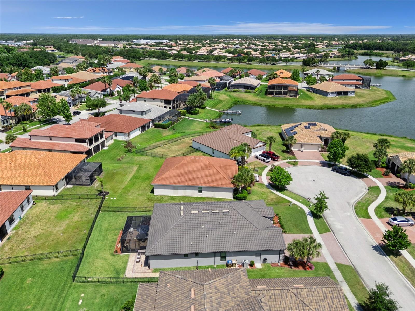 Image 36 of 48 For 3904 Redfin Place