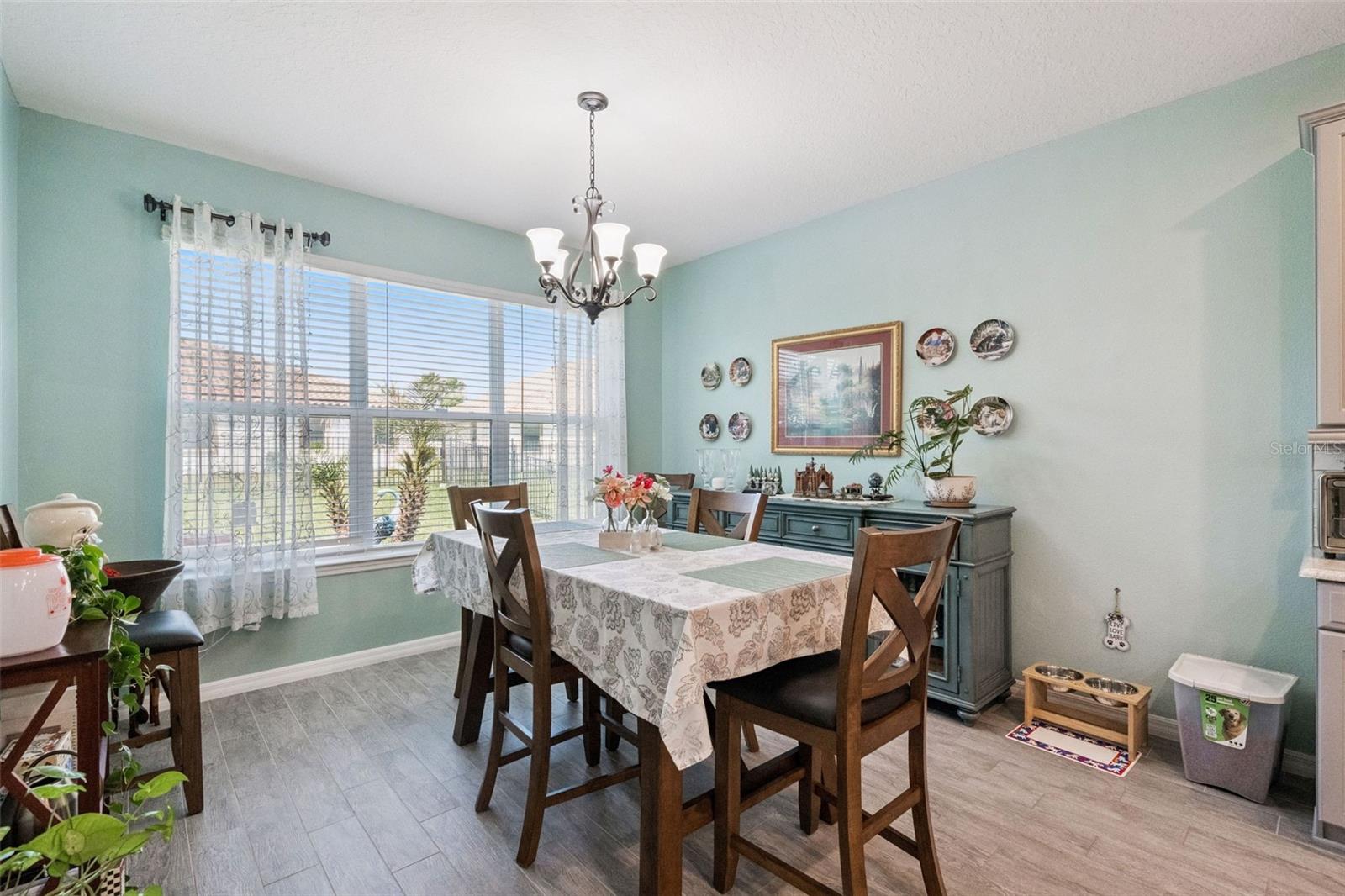 Image 8 of 48 For 3904 Redfin Place