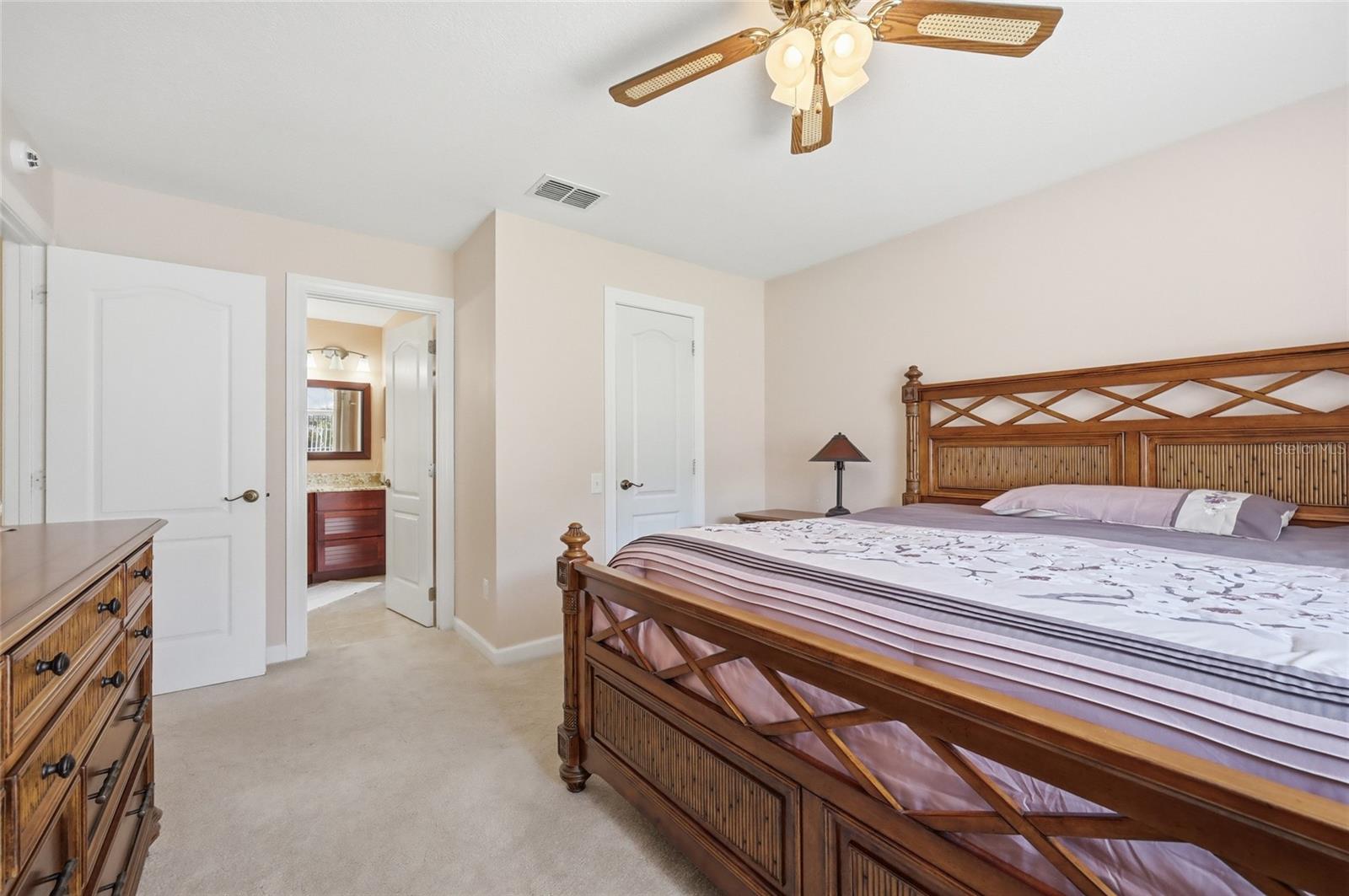 Image 17 of 39 For 3412 Idlegrove Court