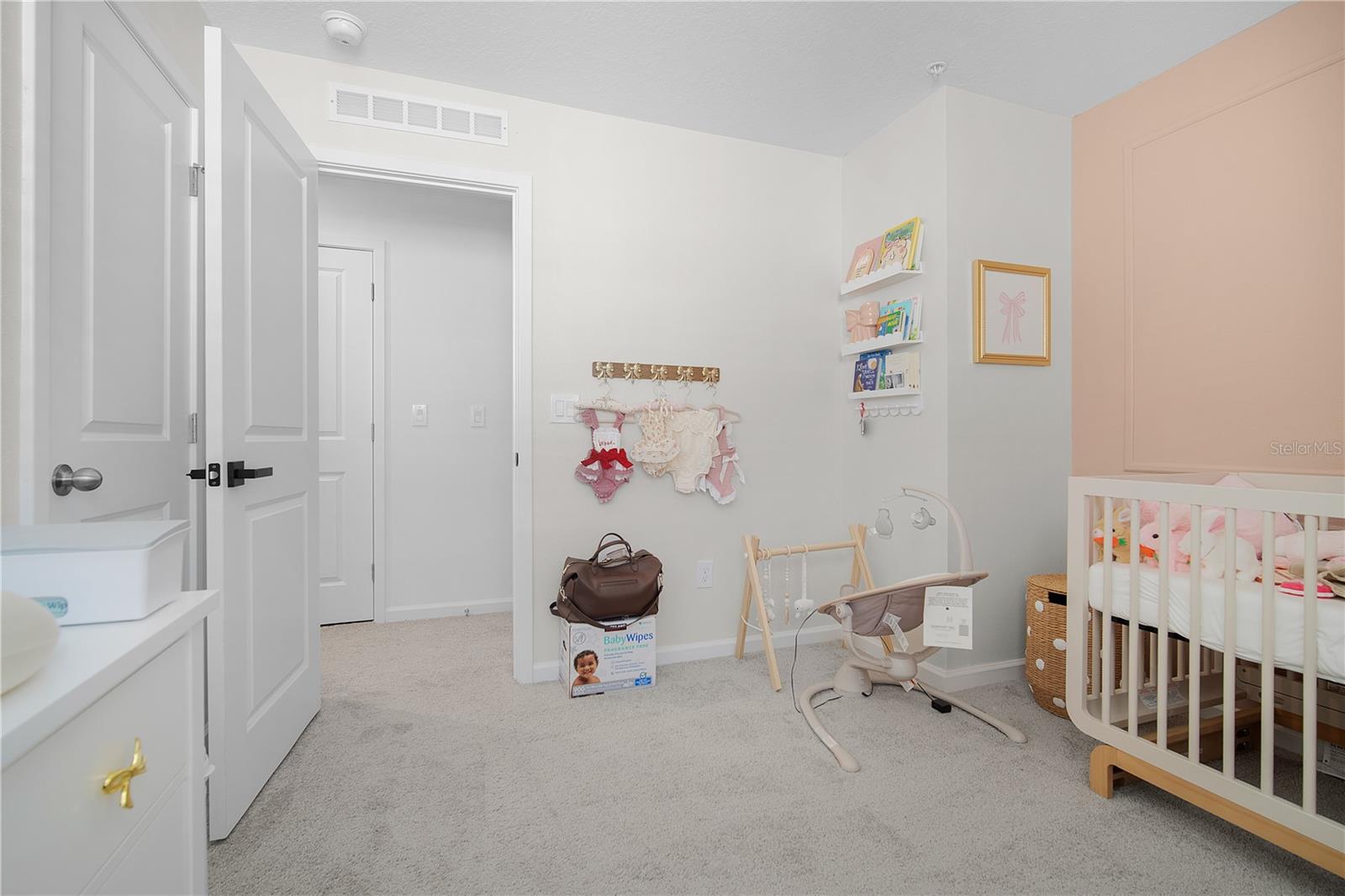 Image 20 of 29 For 3041 Douglas Fir Drive