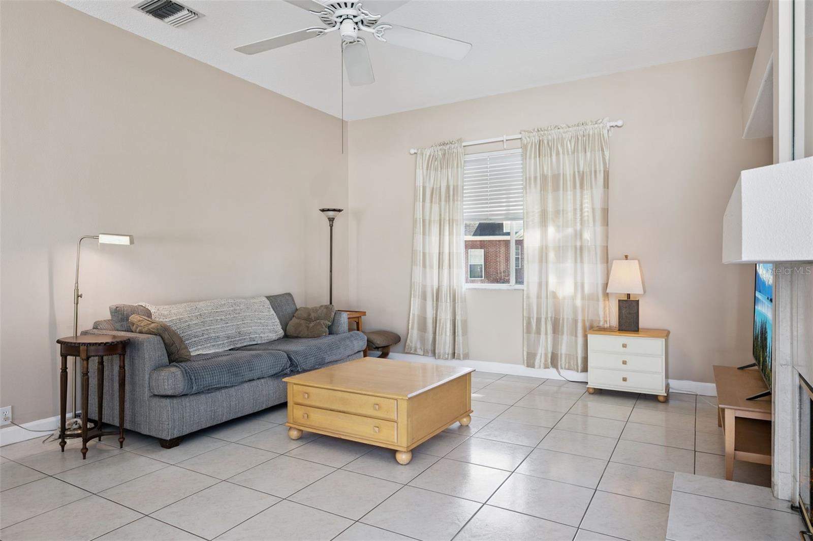 Image 7 of 46 For 3833 Sanibel Cove