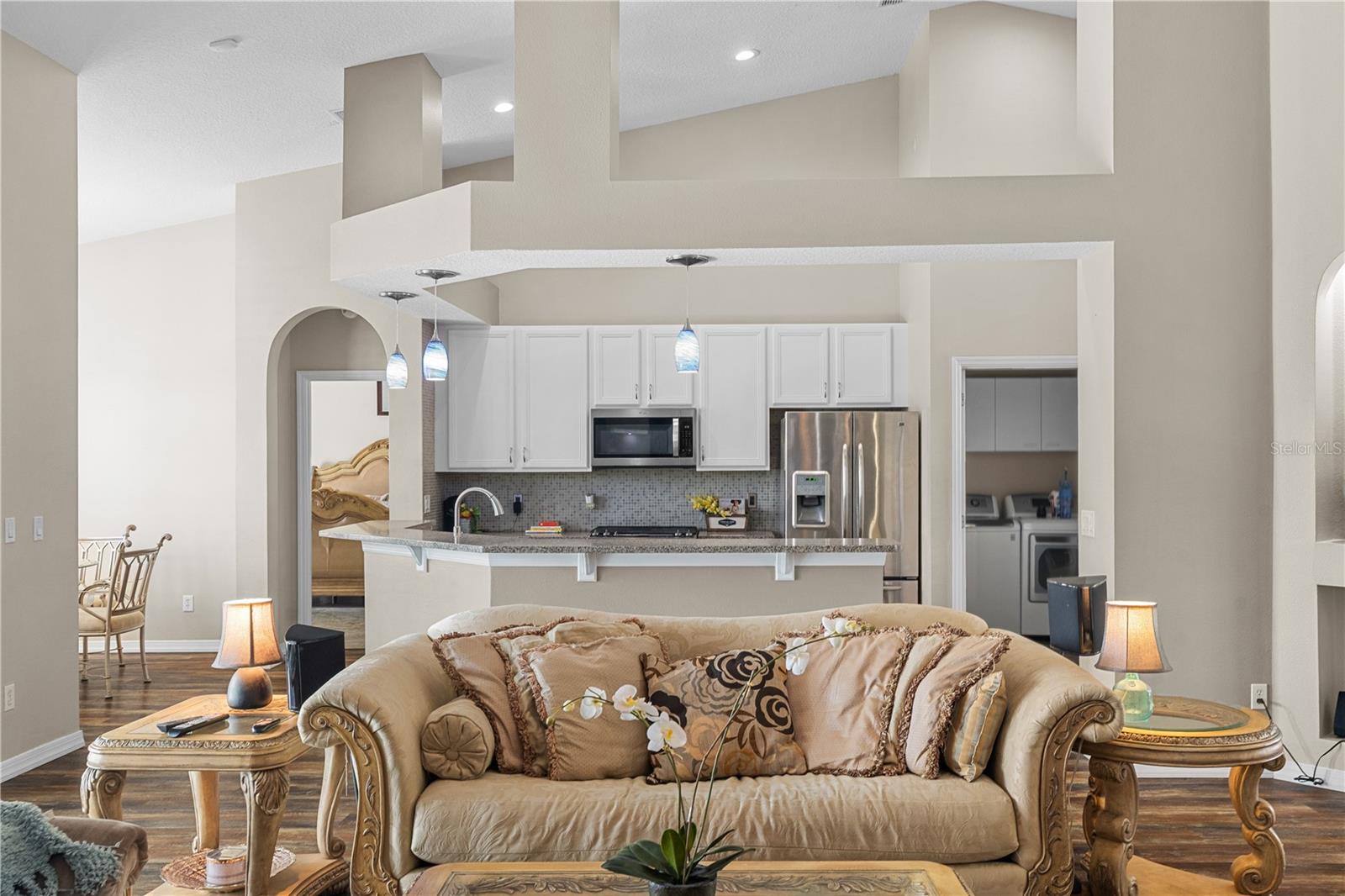 Image 11 of 42 For 14624 Kitlanselt Way