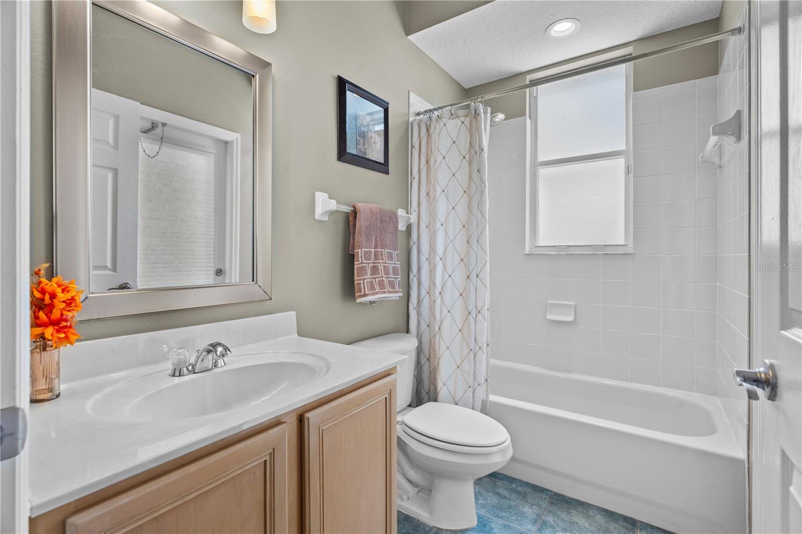 Image 27 of 42 For 14624 Kitlanselt Way