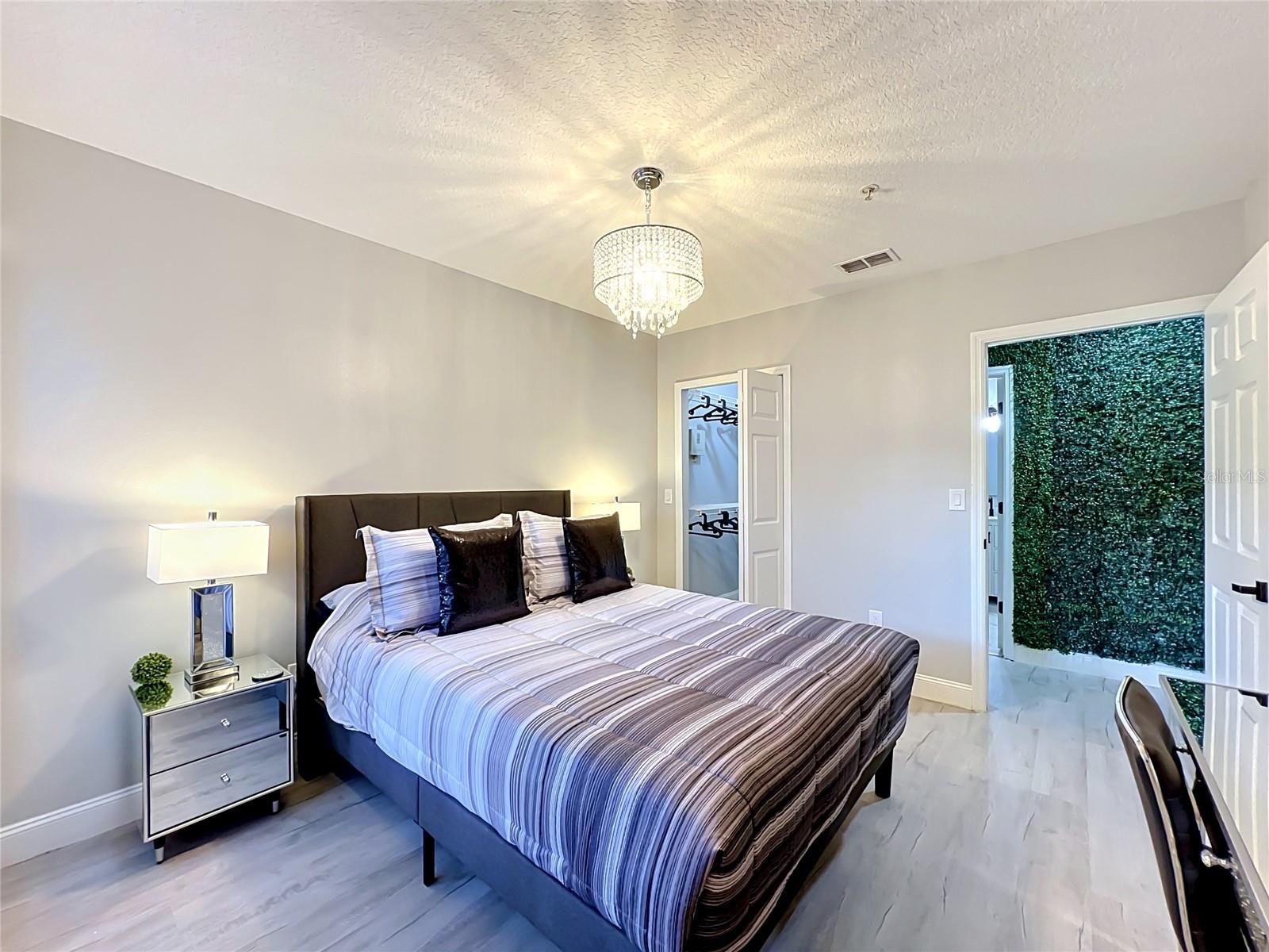 Image 17 of 28 For 4356 Kirkman Road 509